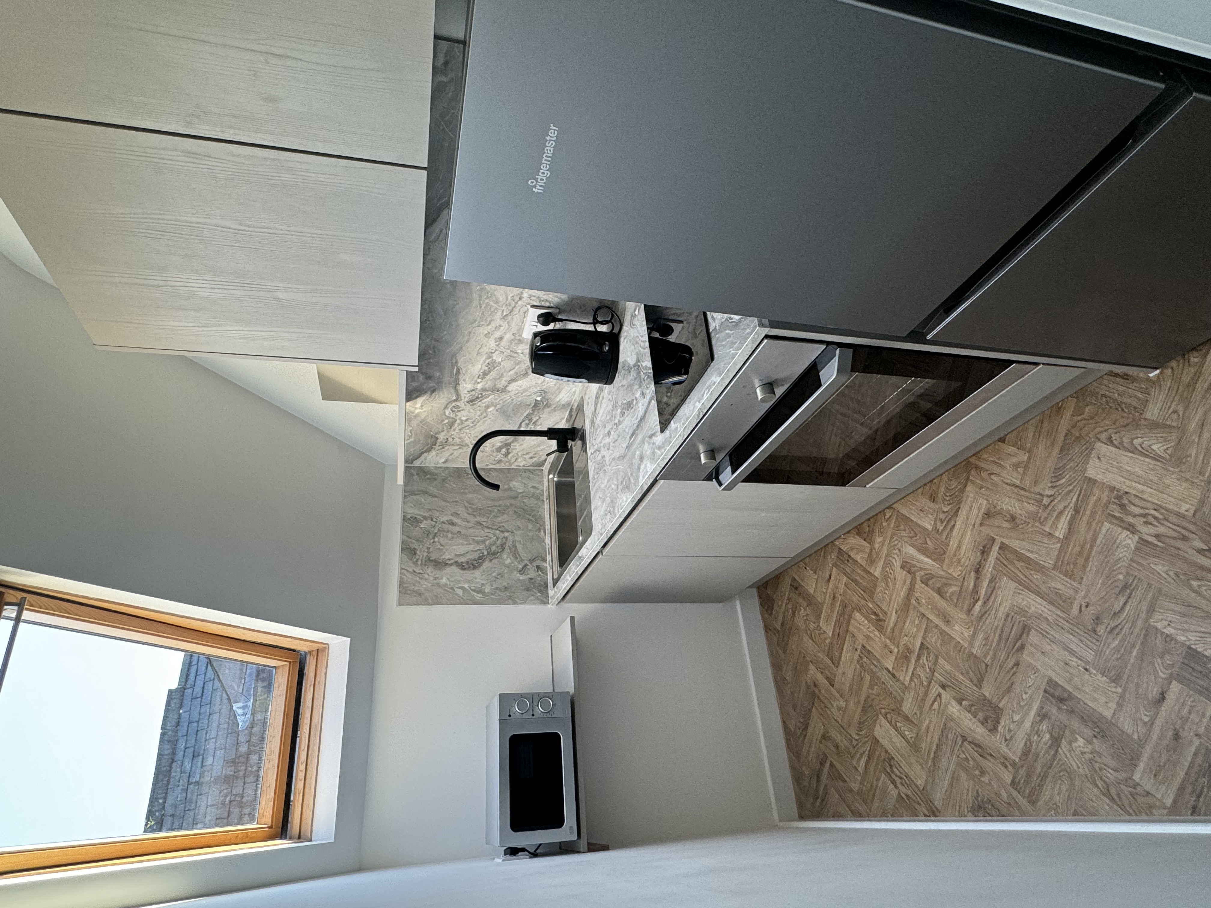 The Willows Flat 8  — photo 3