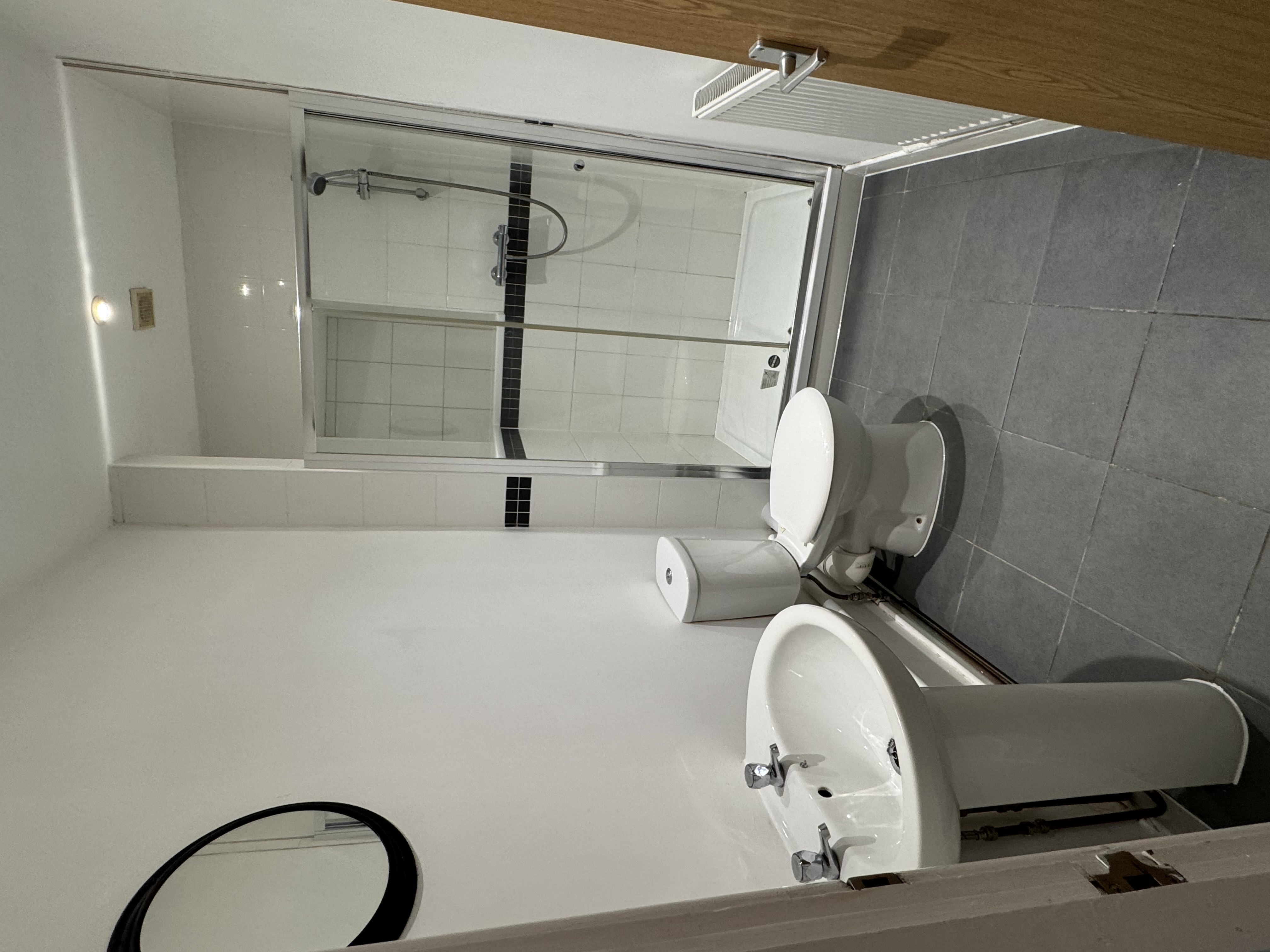 Trem Yr Aifft Flat 5 — photo 16