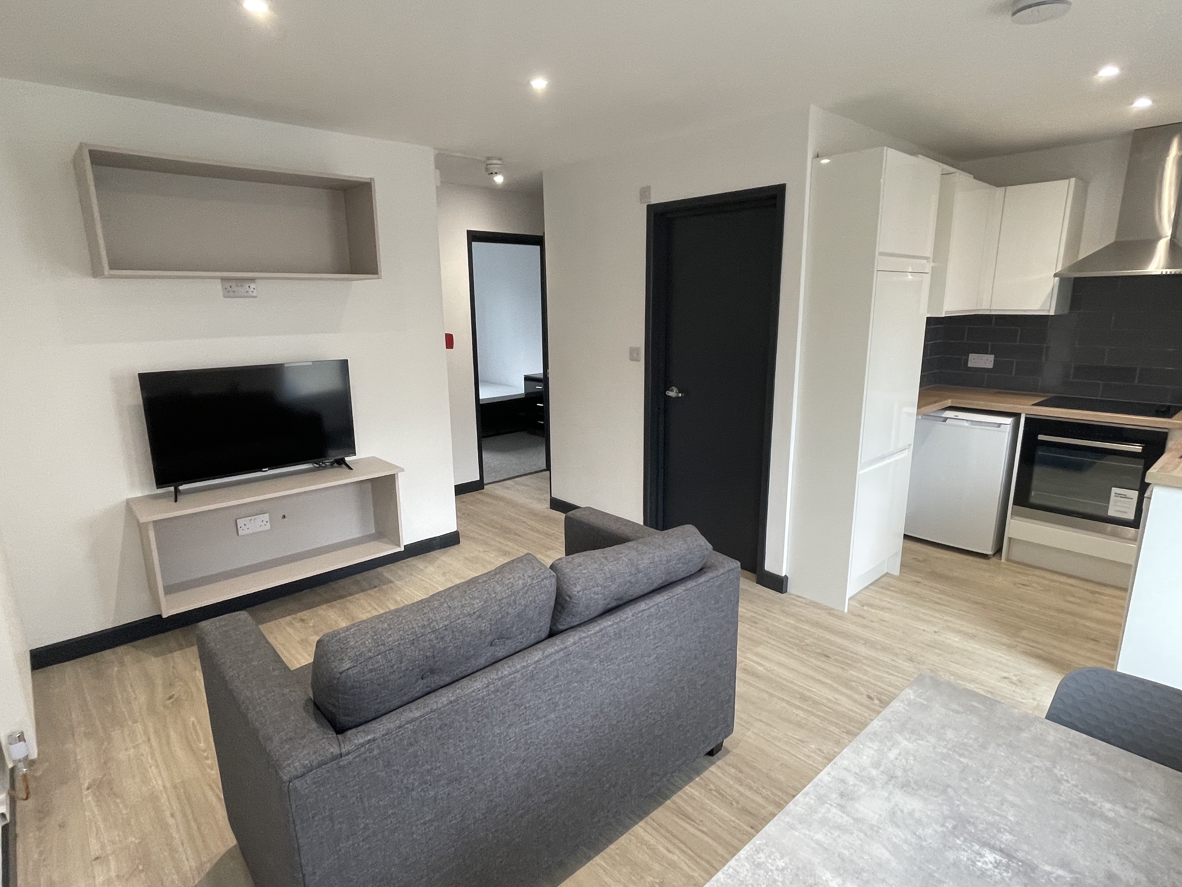 Trem Yr Aifft Flat 8