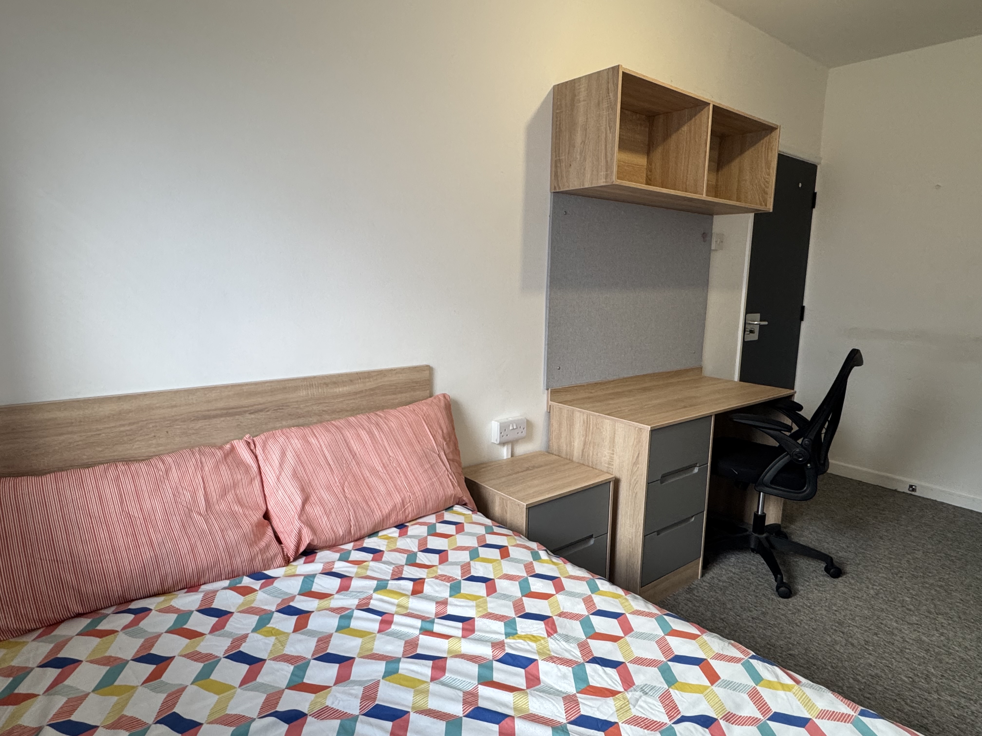 Trem Yr Aifft Flat 10  — photo 16