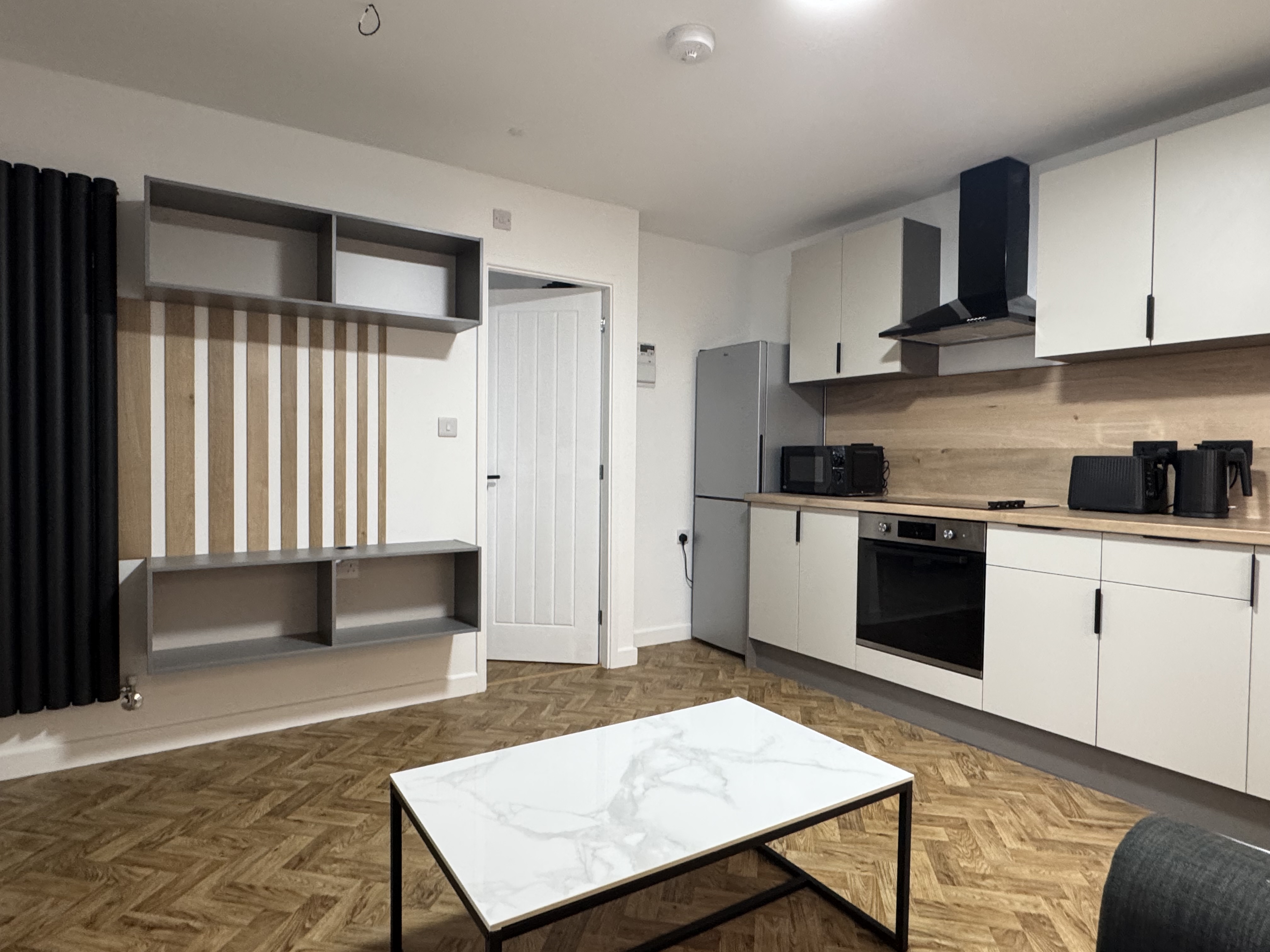 44 Farrar 2 bed Apartment — photo 5