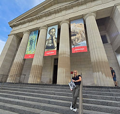 Art-Museum-steps.jpg