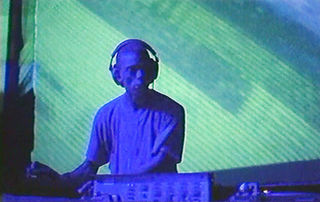 UNIVERSAL TECHNO (1996)