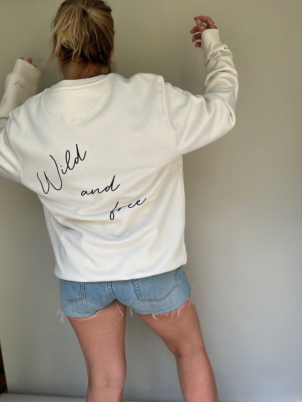Thumbnail: Oversized Wild & Free Sweatshirt