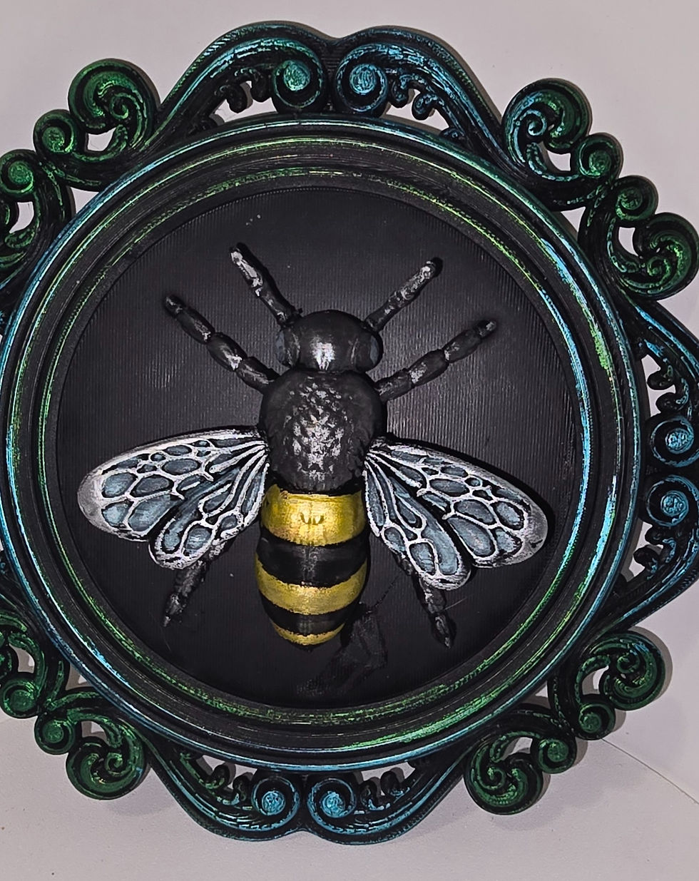 BEE