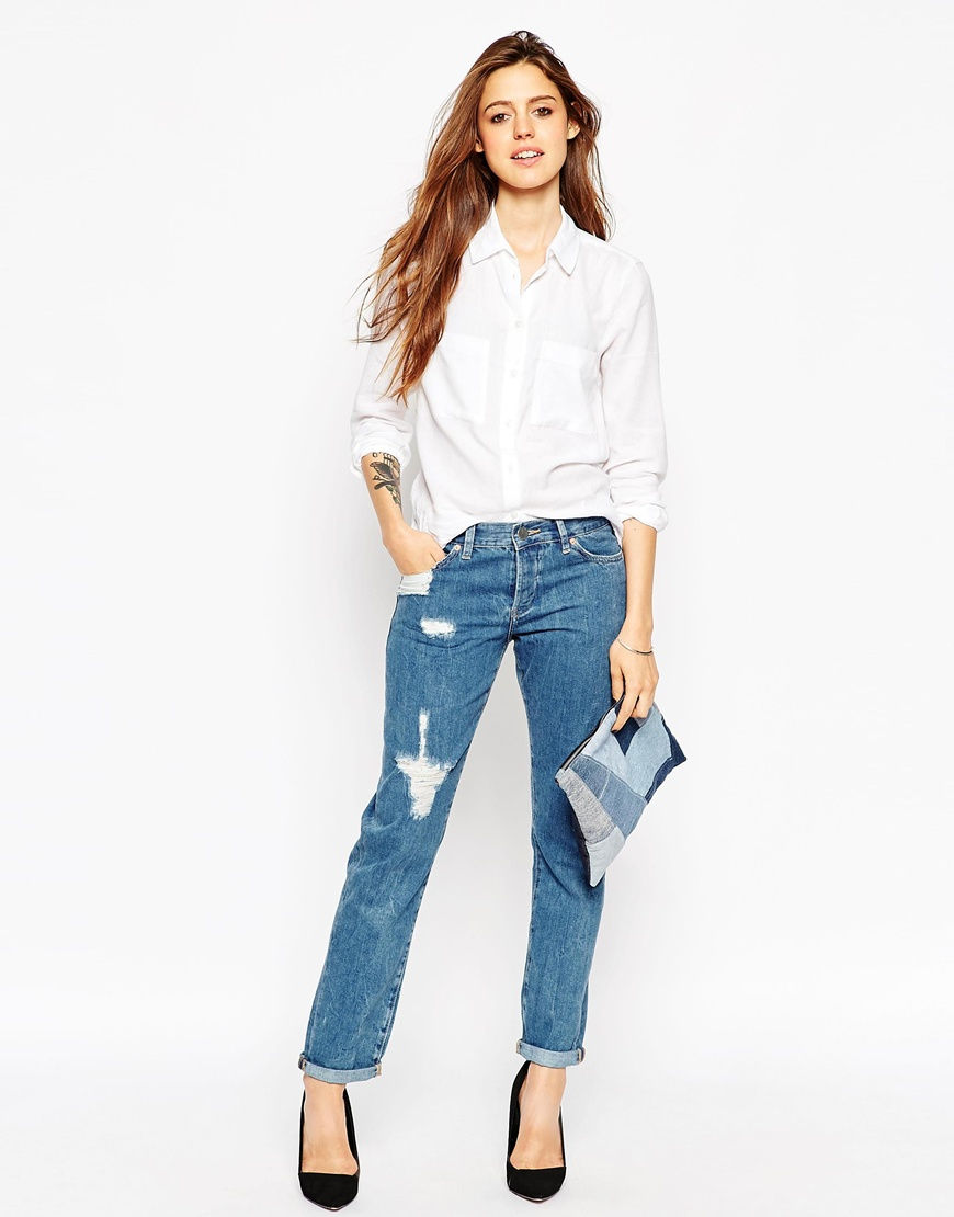 Thumbnail: Brady Boyfriend Jeans In Cypress Midwash With Rip