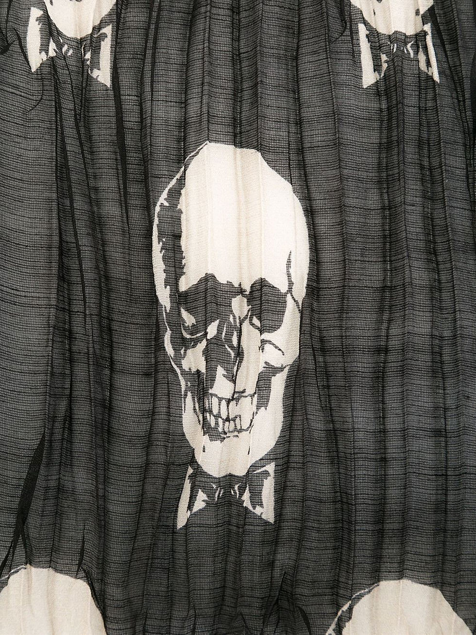 Thumbnail: skull print scarf