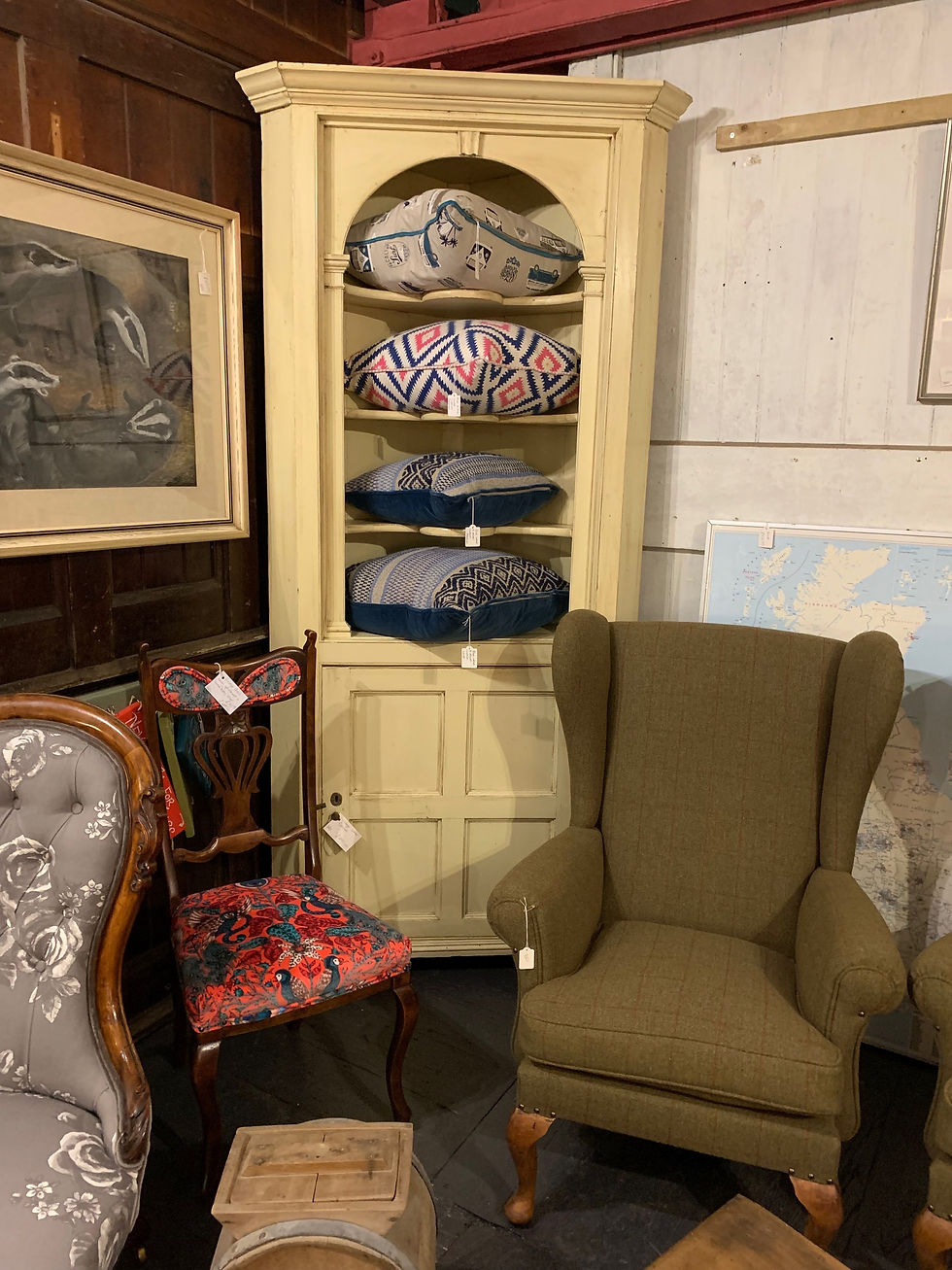 Thumbnail: Vintage corner cabinet 