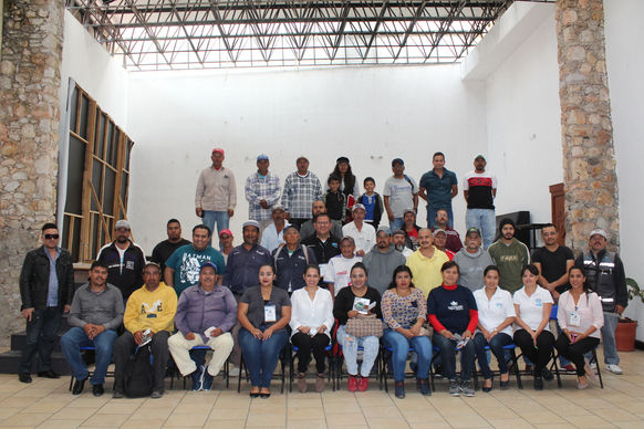 EN PÉNJAMO
TODOS CONTRA EL DENGUE