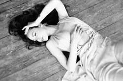 Caroline Jones, Lookbook