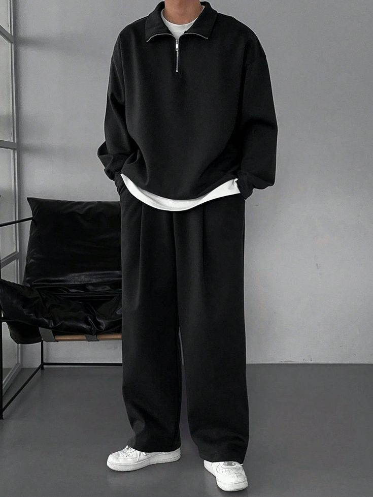 classic black sweatpant