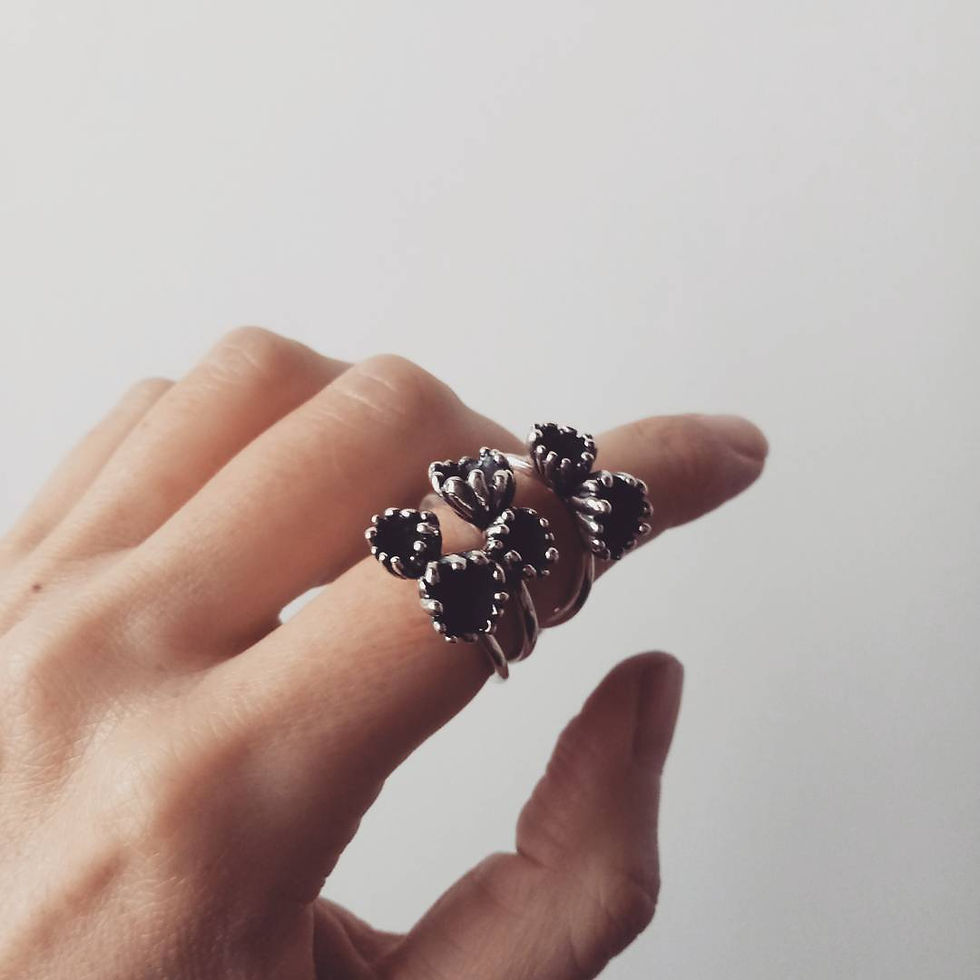 Miniatura: gioielli artigianali, anello, argento, bronzo, boccioli
