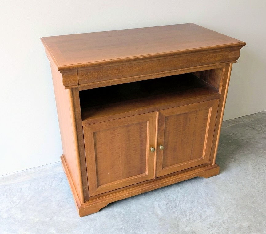 Thumbnail: Vintage sideboard/tv unit