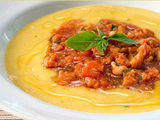 POLENTA COM LINGUIÇA