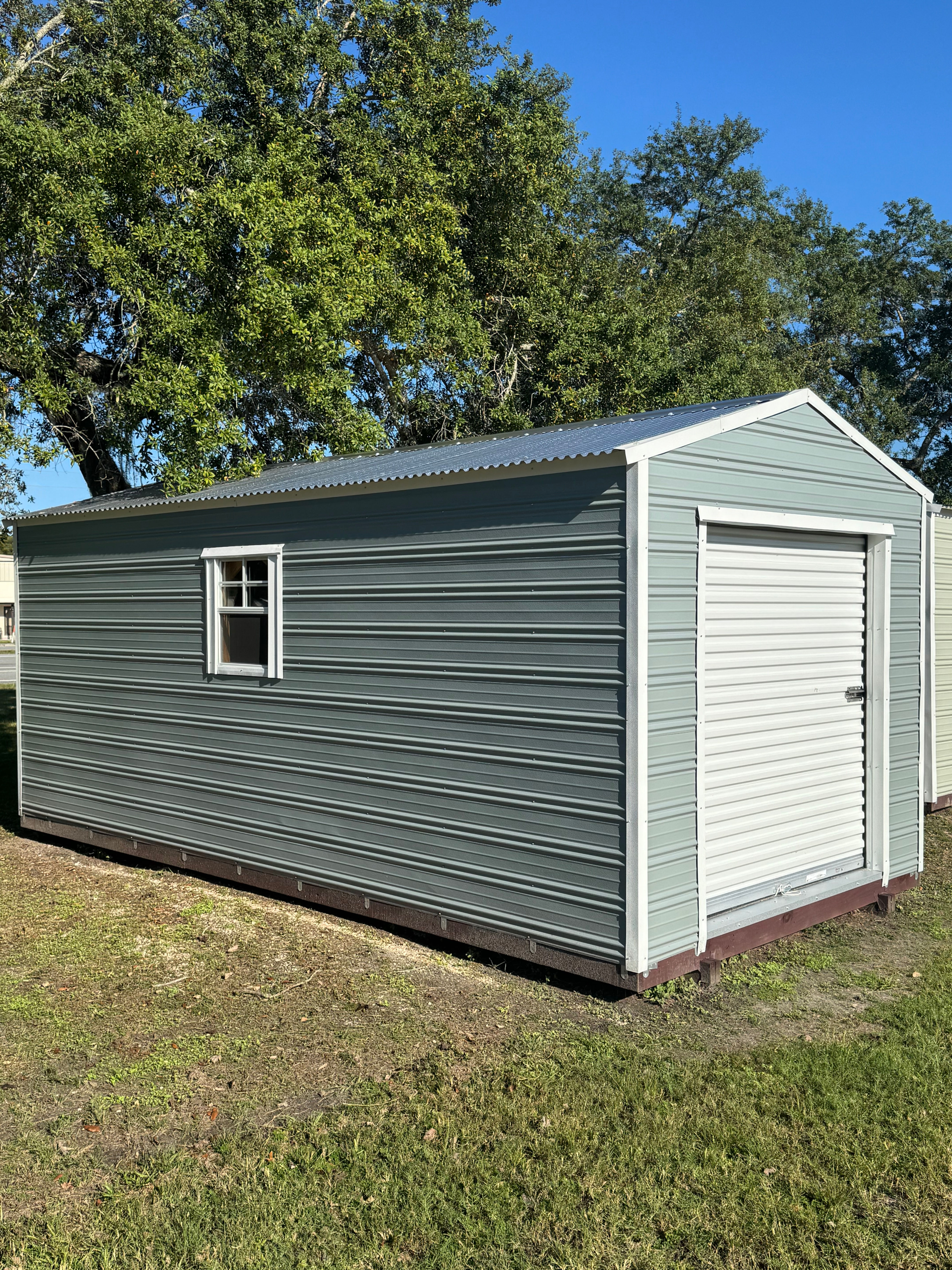 10x20 Garage with Workbench #27003