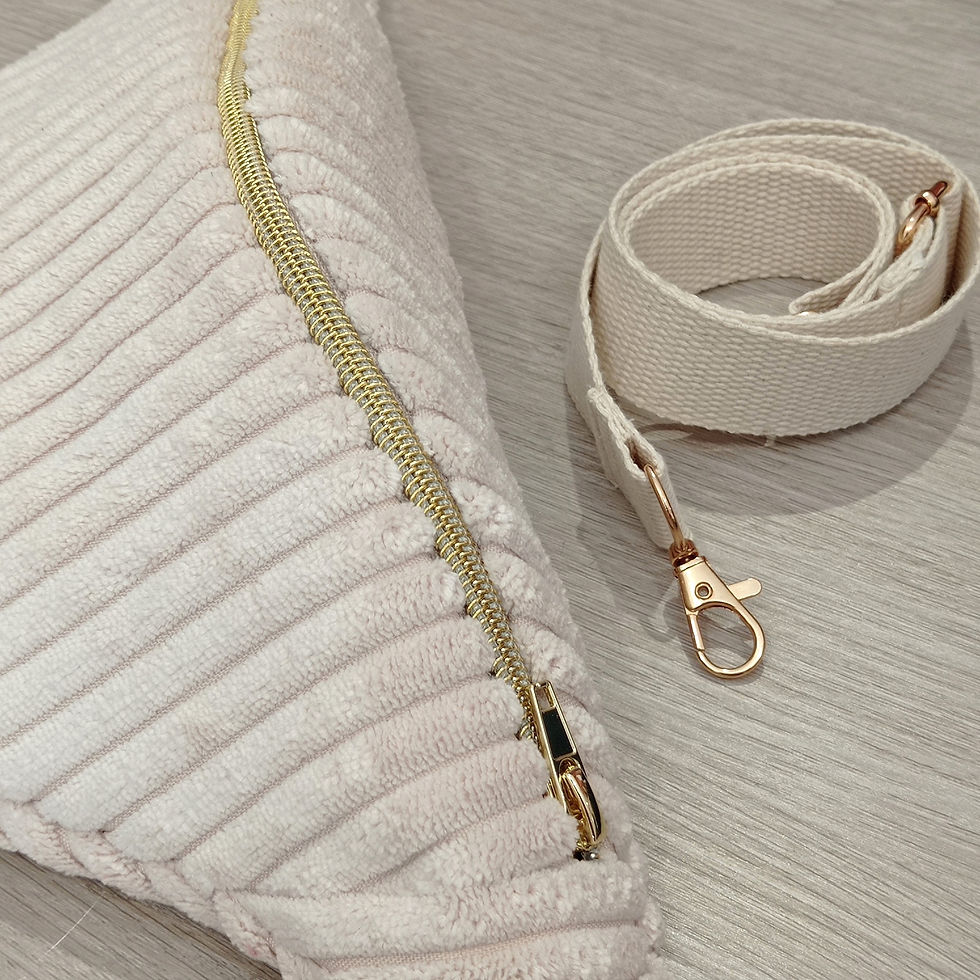 Miniature : Accessoire tendance : sac banane velours cotlé à grosses cotes toucher doux pour toutes vos sorties