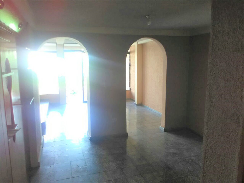 Thumbnail: Venta de Casa en Escalón Norte