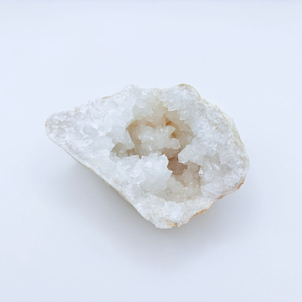 縮圖：白水晶洞