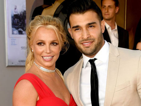 Britney Spears: anuncia su compromiso con su novio, Sam Asghari.