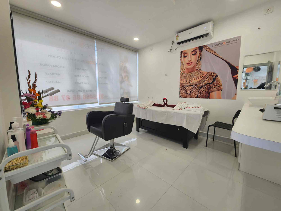Manea The Salon KPHB, Phase 15 Manea The Salon