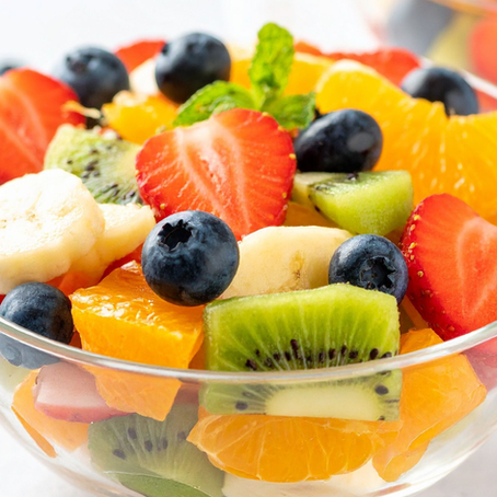 Fruktsallad m. äggröra