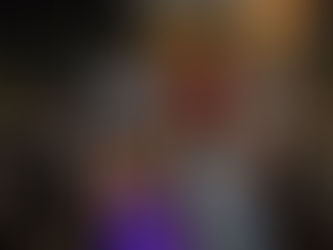 11 people taking a photo at the club!