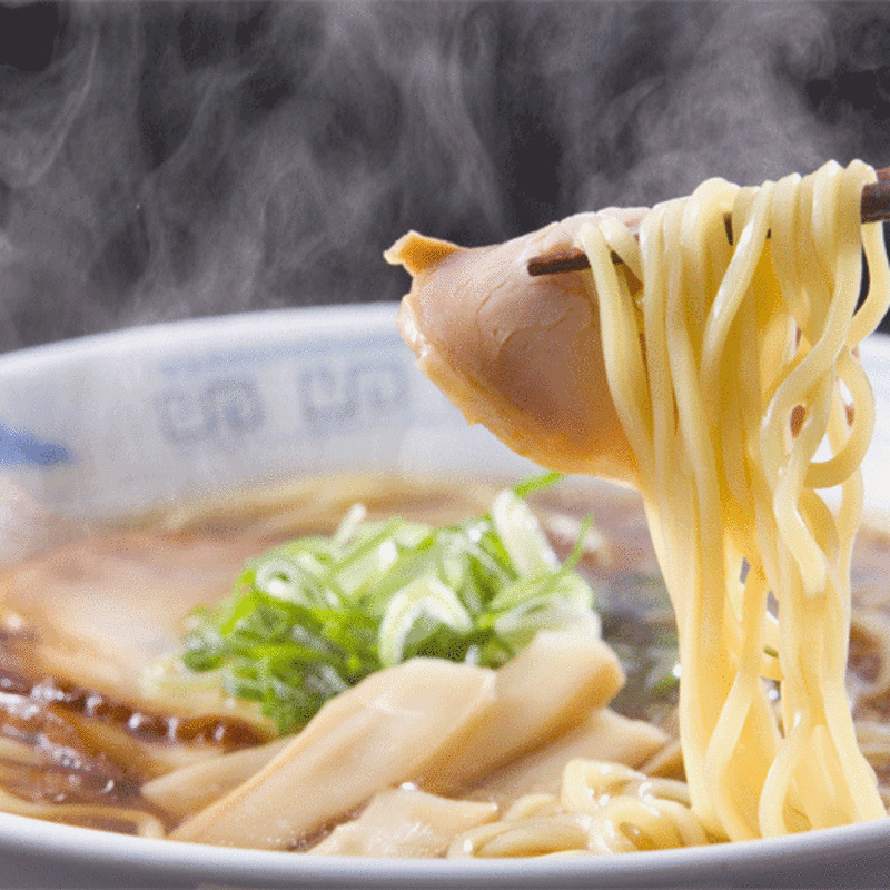 Pork Soup With Yellow Noodles.gif
