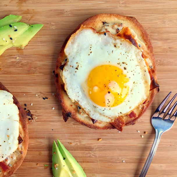 Everything Bagel Breakfast Pizza