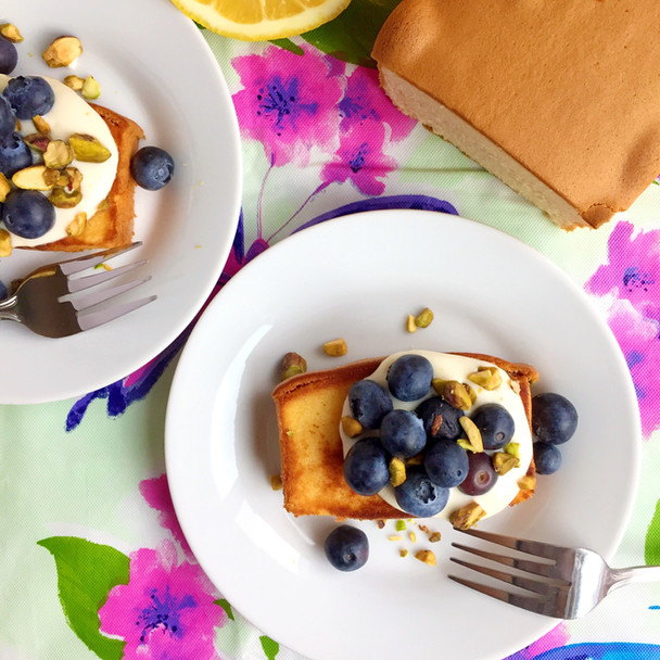 Toasted Pound Cake with Lemon Cream