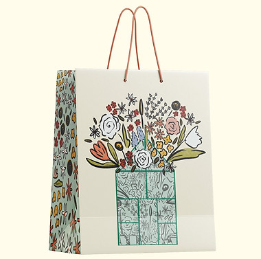 gift bag mock up_edited.jpg