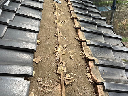 LINE_ALBUM_226〜31矢部様邸 鴻巣市（葺き直し）_240321_35.jpg