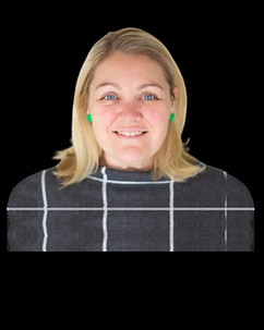 headshot3_shoulders_extended_edited.jpg