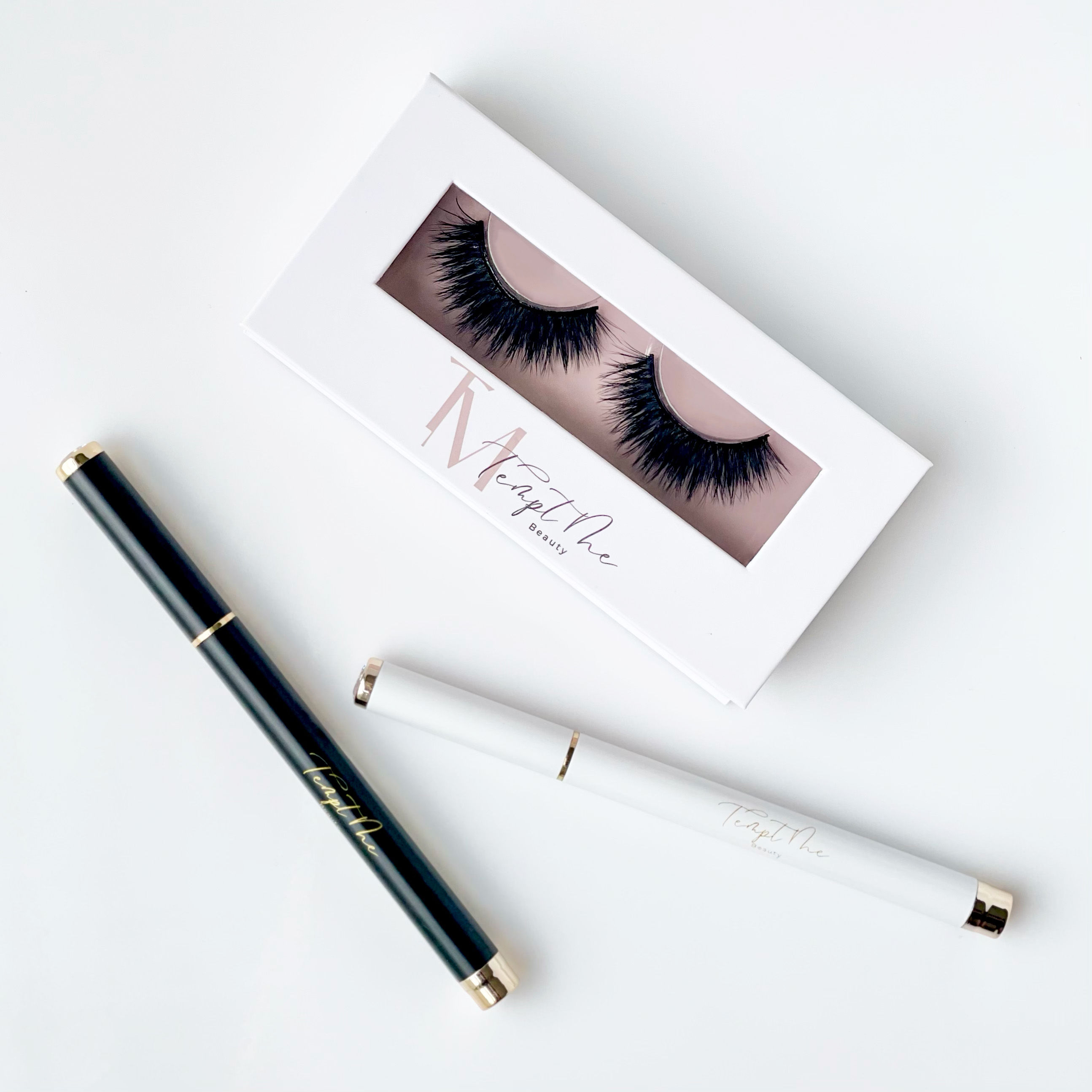 Voluptuous Lash Bundle with Adhesive Eyeliner Pen