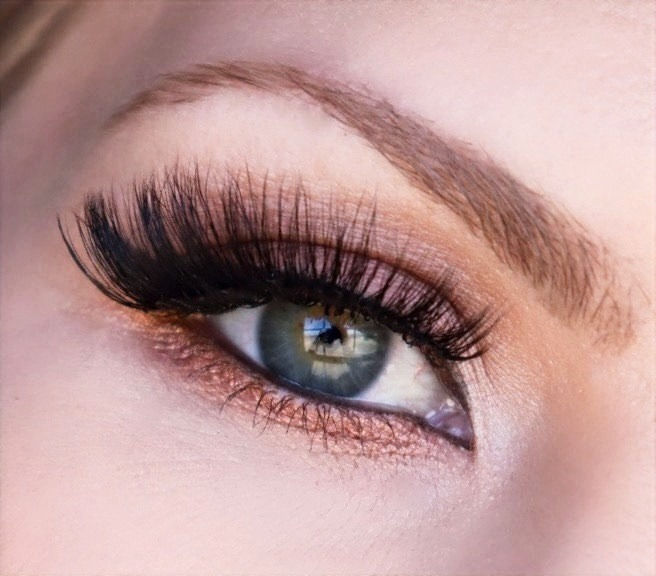 Thumbnail: Volume Lash Bundle