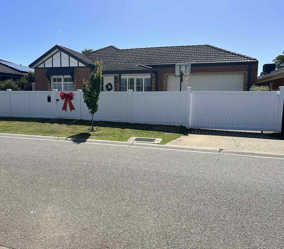 Hamptons style fence