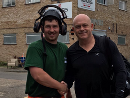 Lucky Ross Kemp met IPM