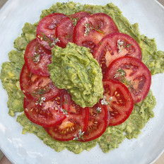 Tomato Salad with Guacamole