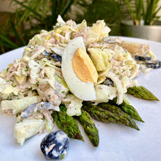 Salad Niçoise with Grilled Asparagus