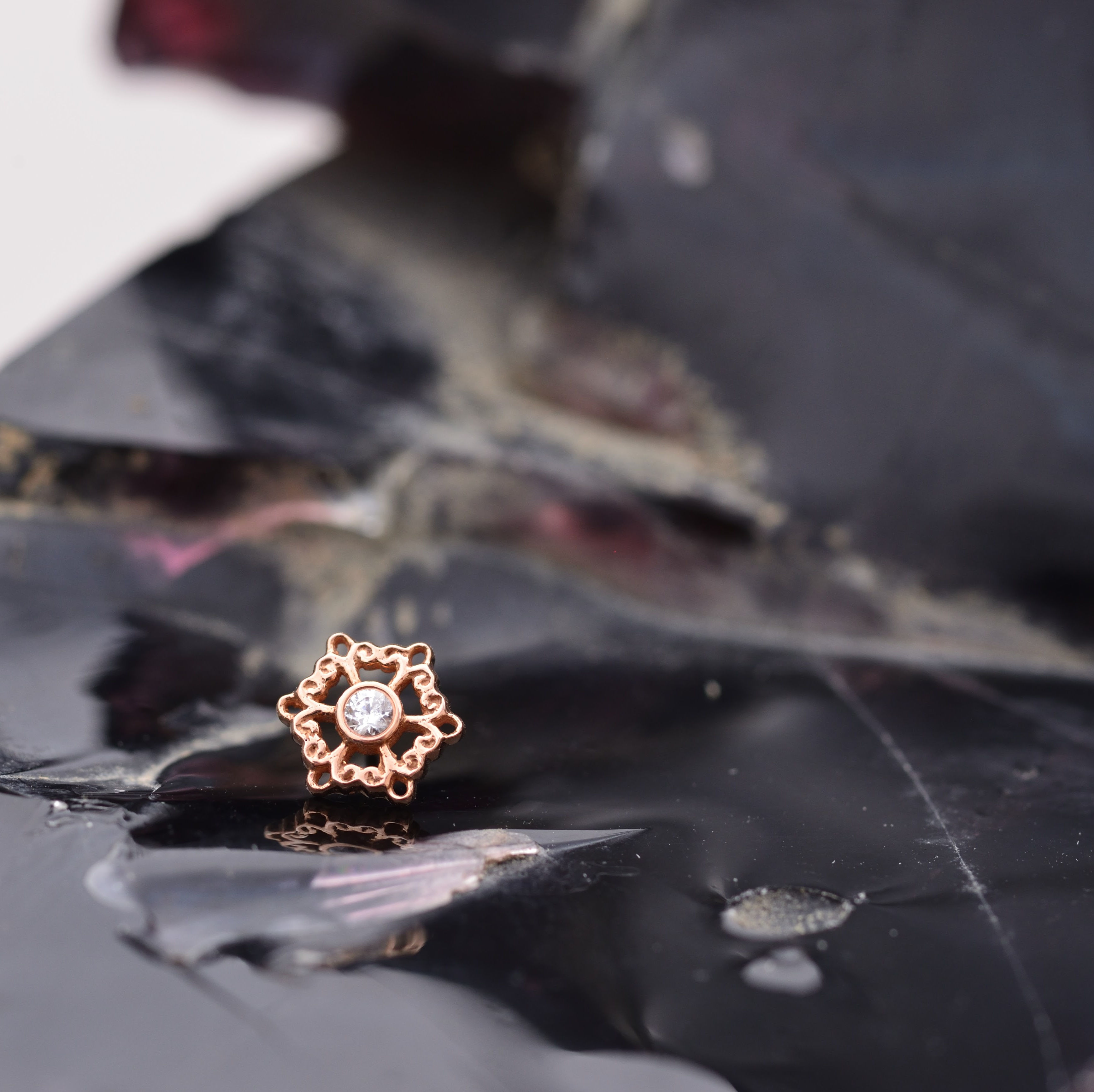 BVLA Chloe threadless end Solid Rose Gold with AA White Sapphire