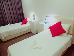 B612_20181210_191850_964