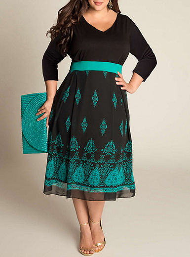 ELEGANT Plus Size Midi Dress - Three Quarter Sleeves