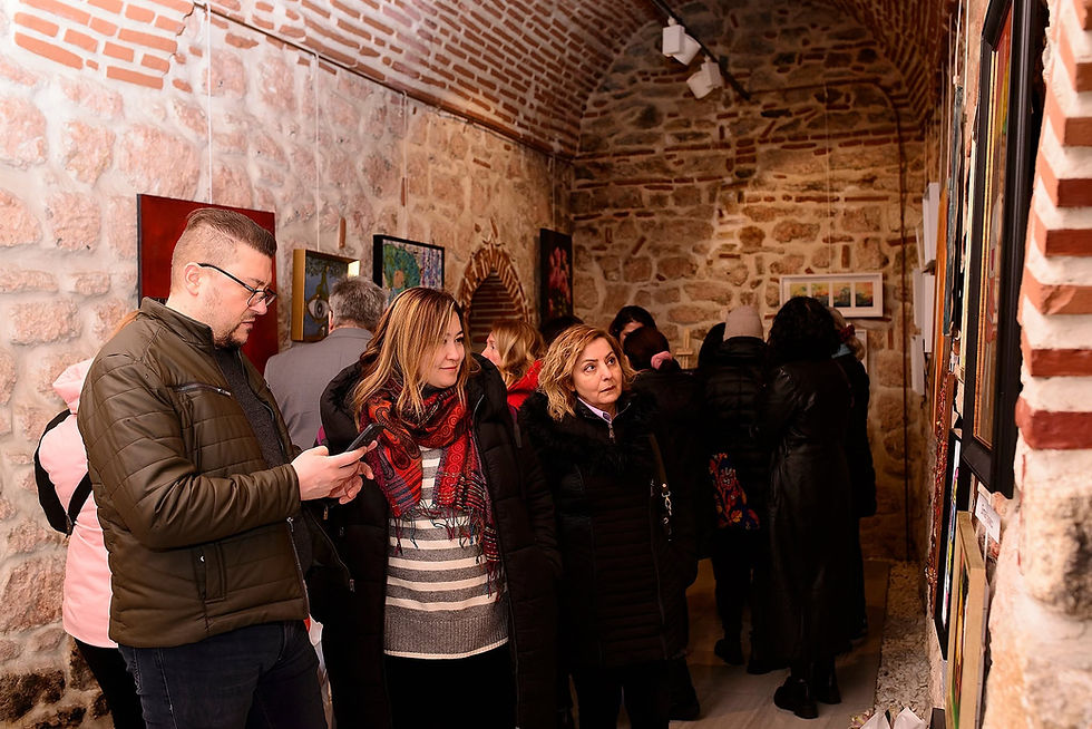 İstanbul Sanat Fuarı kapsamında düzenlenen CASA LUNA İstanbul 2026, çağdaş sanatı tarihi mimariyle buluşturan seçkin bir uluslararası sanat etkinliğidir.
#İstanbul #istanbulSanat #Sergi #Exhibition #GörselSanatlar #SanatFuarı #İstanbulSanatFuarı #İAAF #ArtContact #ArtAnkara #ArtNouva #İAAFİstanbul #İaafİzmir #İaafBodrum #ResimSergisi #Yağlıboya #Suluboya #Akrilik #ResimSanatı #Koleksyion #Müzayede #MüzayedeEvi #Koleksiyoner #LunaSanat #LunaGrande #LunaGrandeArtNetwork #MihribanSanıvar
