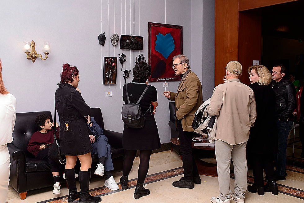 Mihriban Sanıvar Art Gallery | Görsel Sanatlar Sergisi | Aşkın Renkleri
#İstanbul #istanbulSanat #Sergi #Exhibition #GörselSanatlar #SanatFuarı #İstanbulSanatFuarı #İAAF #ArtContact #ArtAnkara #ArtNouva #İAAFİstanbul #İaafİzmir #İaafBodrum #ResimSergisi #Yağlıboya #Suluboya #Akrilik #ResimSanatı #Koleksyion #Müzayede #MüzayedeEvi #Koleksiyoner #LunaSanat #LunaGrande #LunaGrandeArtNetwork #MihribanSanıvar