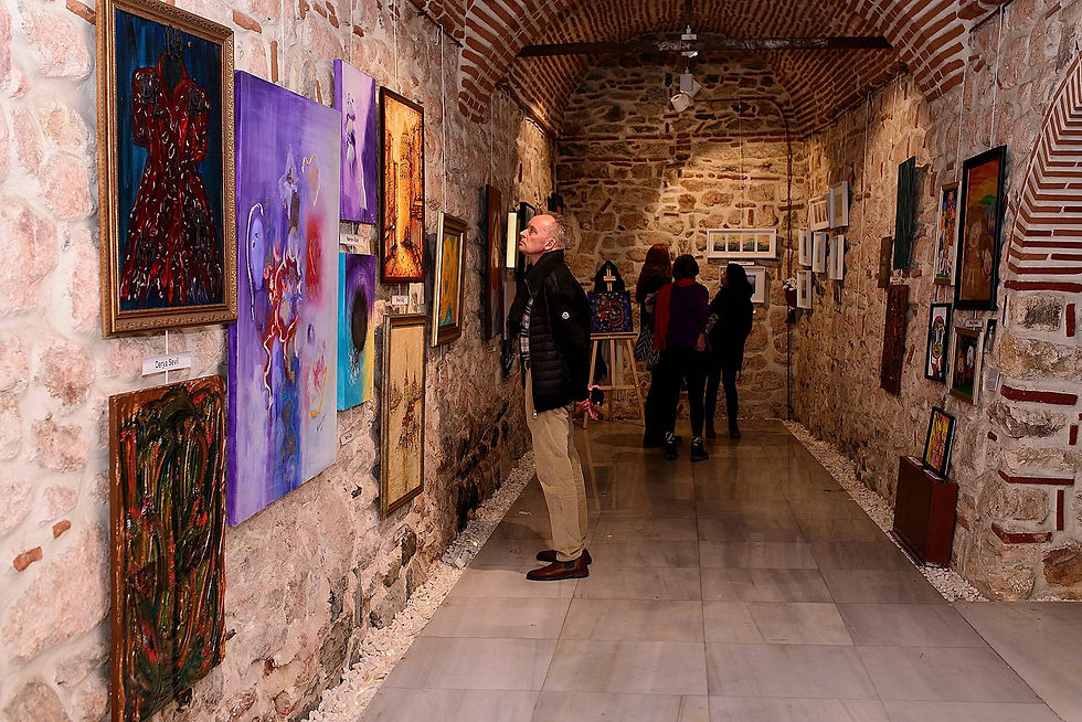 İstanbul Sanat Fuarı kapsamında düzenlenen CASA LUNA İstanbul 2026, çağdaş sanatı tarihi mimariyle buluşturan seçkin bir uluslararası sanat etkinliğidir.
#İstanbul #istanbulSanat #Sergi #Exhibition #GörselSanatlar #SanatFuarı #İstanbulSanatFuarı #İAAF #ArtContact #ArtAnkara #ArtNouva #İAAFİstanbul #İaafİzmir #İaafBodrum #ResimSergisi #Yağlıboya #Suluboya #Akrilik #ResimSanatı #Koleksyion #Müzayede #MüzayedeEvi #Koleksiyoner #LunaSanat #LunaGrande #LunaGrandeArtNetwork #MihribanSanıvar