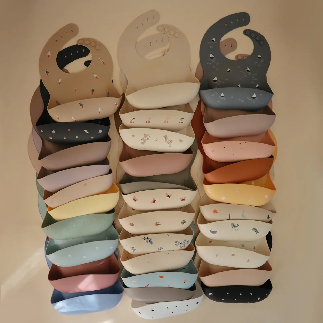 mushie - Silicone Bib