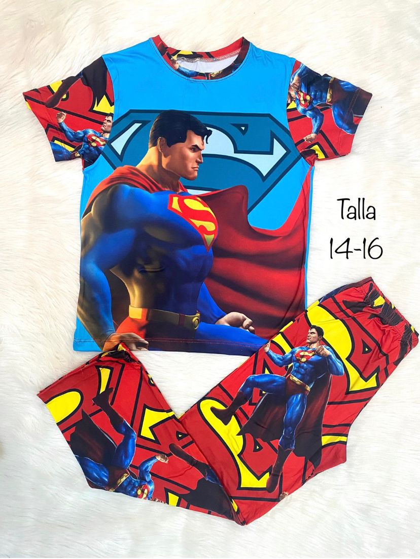 Vista Frontal SuperMan