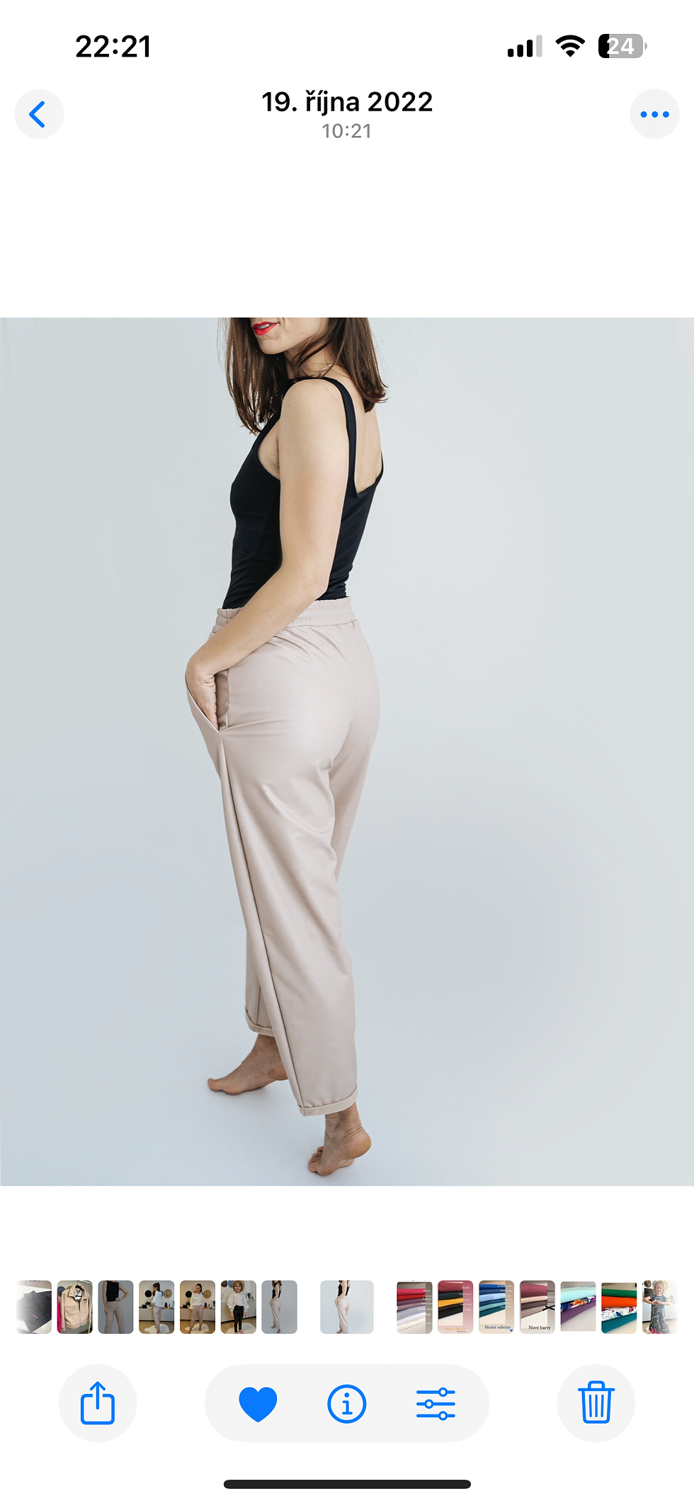 Thumbnail: Koženkové kalhoty