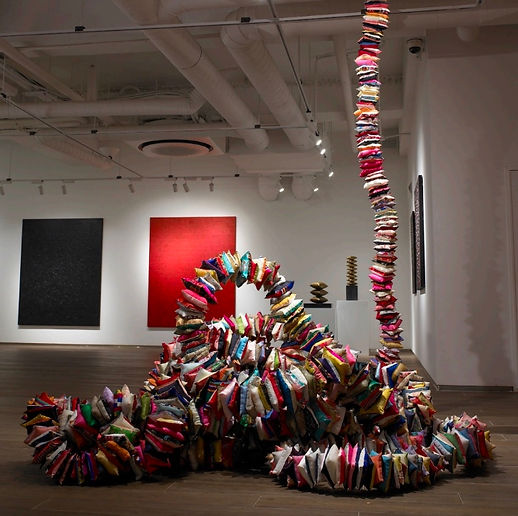 Lee_Pillow_Installation.jpg