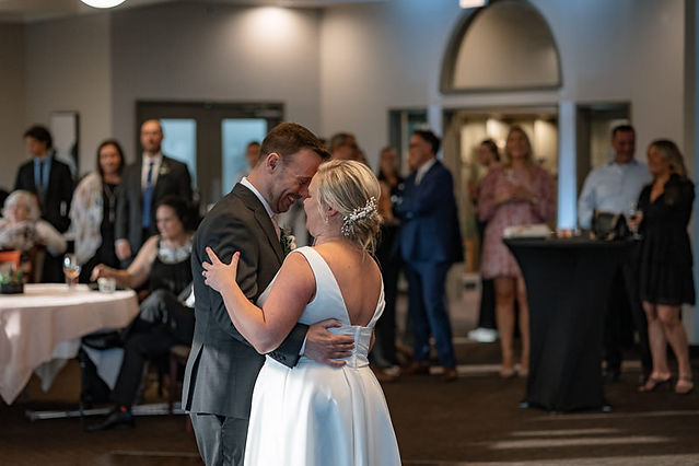 bride and groom first dance