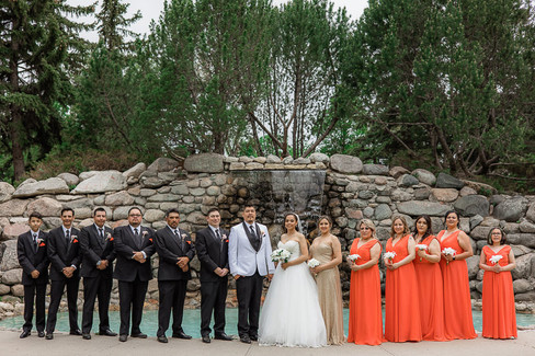 bride and groom photos, Saskatchewan, wedding party, waterfall 